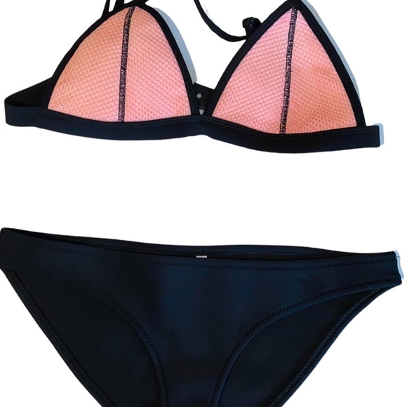 last one * Black and pink push up neoprene with mesh wetsuit bikini - Picture 2 of 2